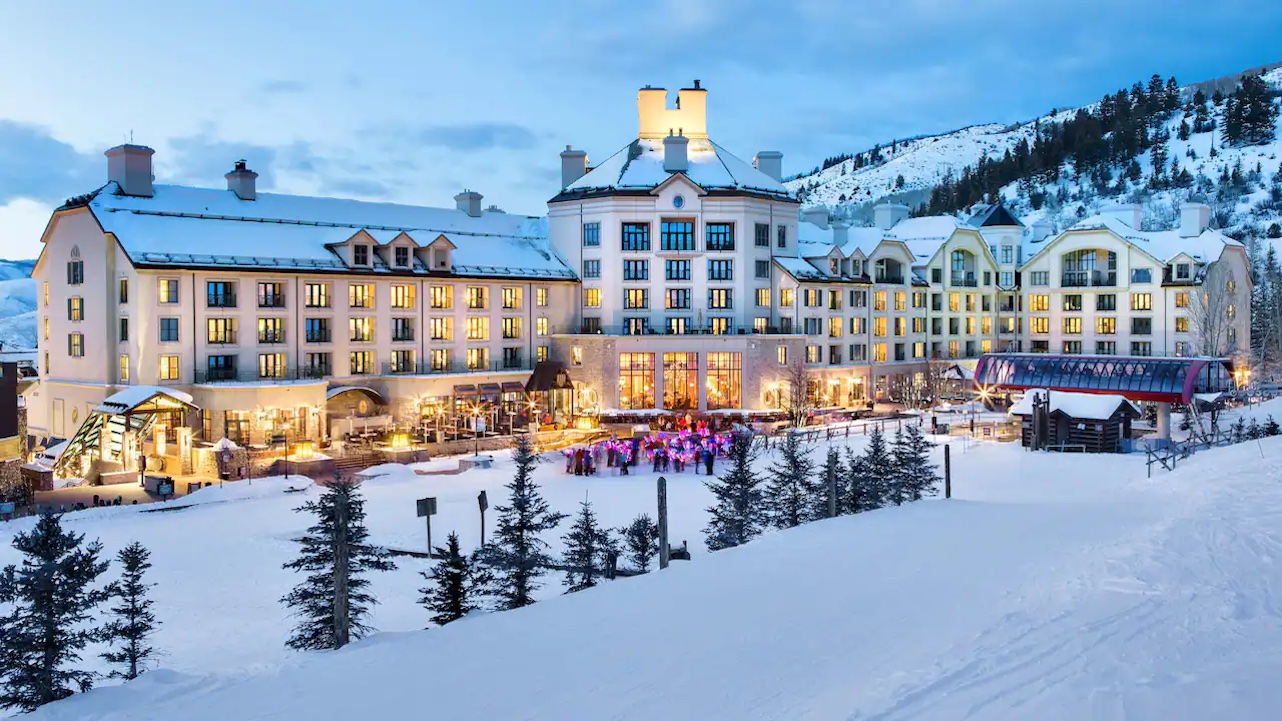 The 10 Best Luxury Ski-In Ski-Out Lodges & Resorts in The USA