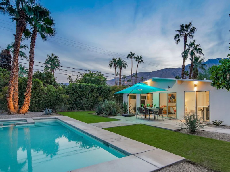 10+ Coolest Vrbo Rentals in Palm Springs, CA for 2021 – Trips To Discover