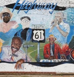 Painted wall in honor of old Mississippi Bluesmen.