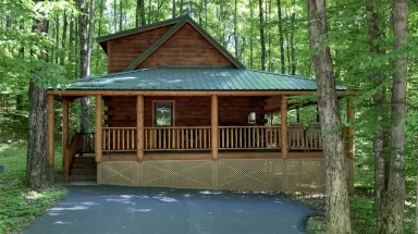 Cabin with large front deck