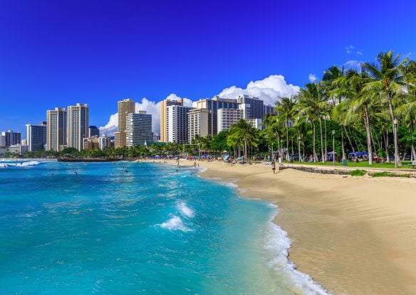 Waikiki beach and Honolulu s skyline.